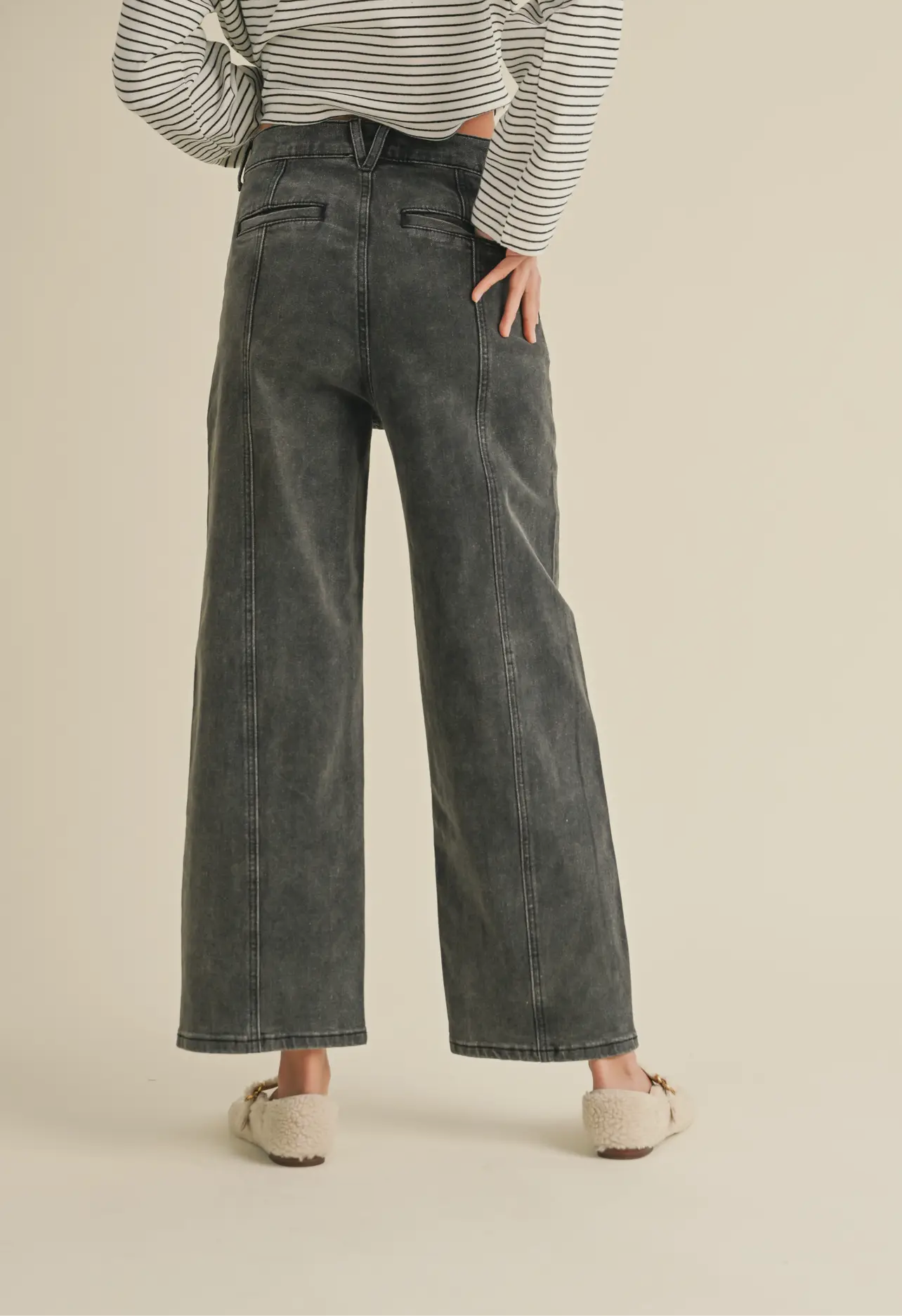 Paneled Wide Leg Jean