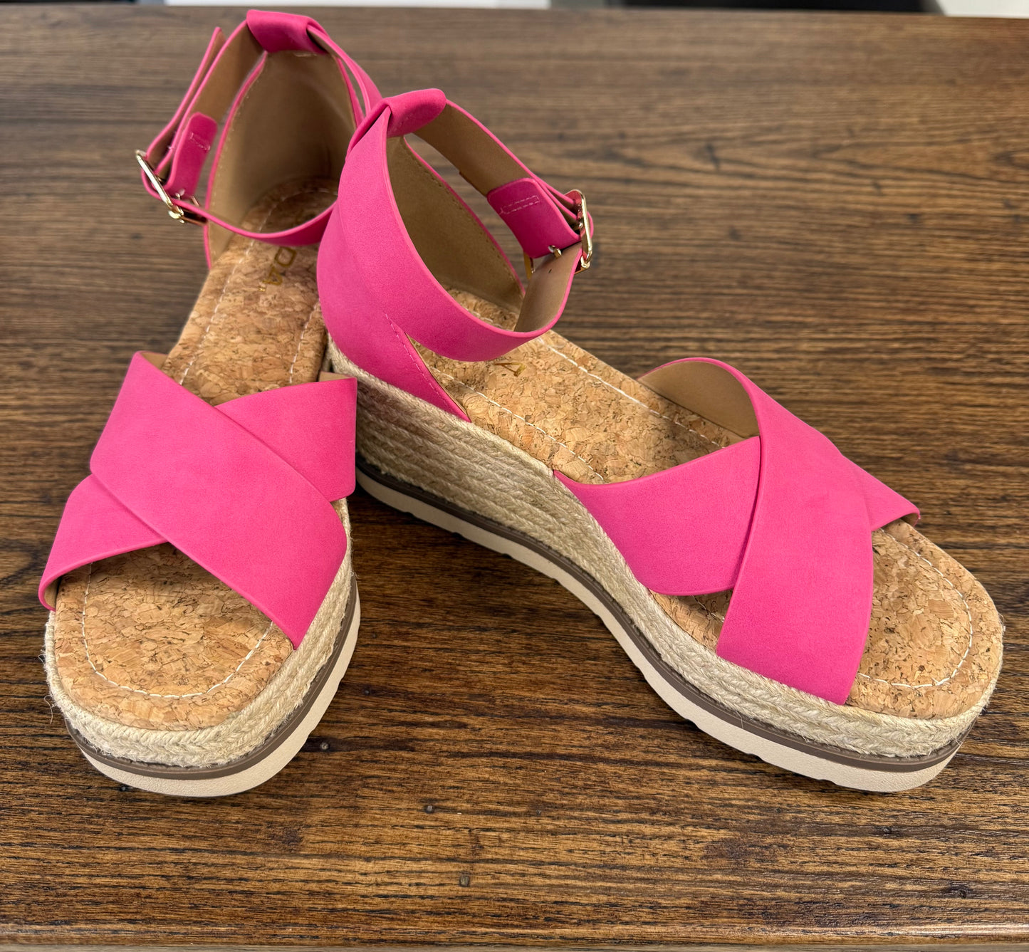 Fabian Platform Pink