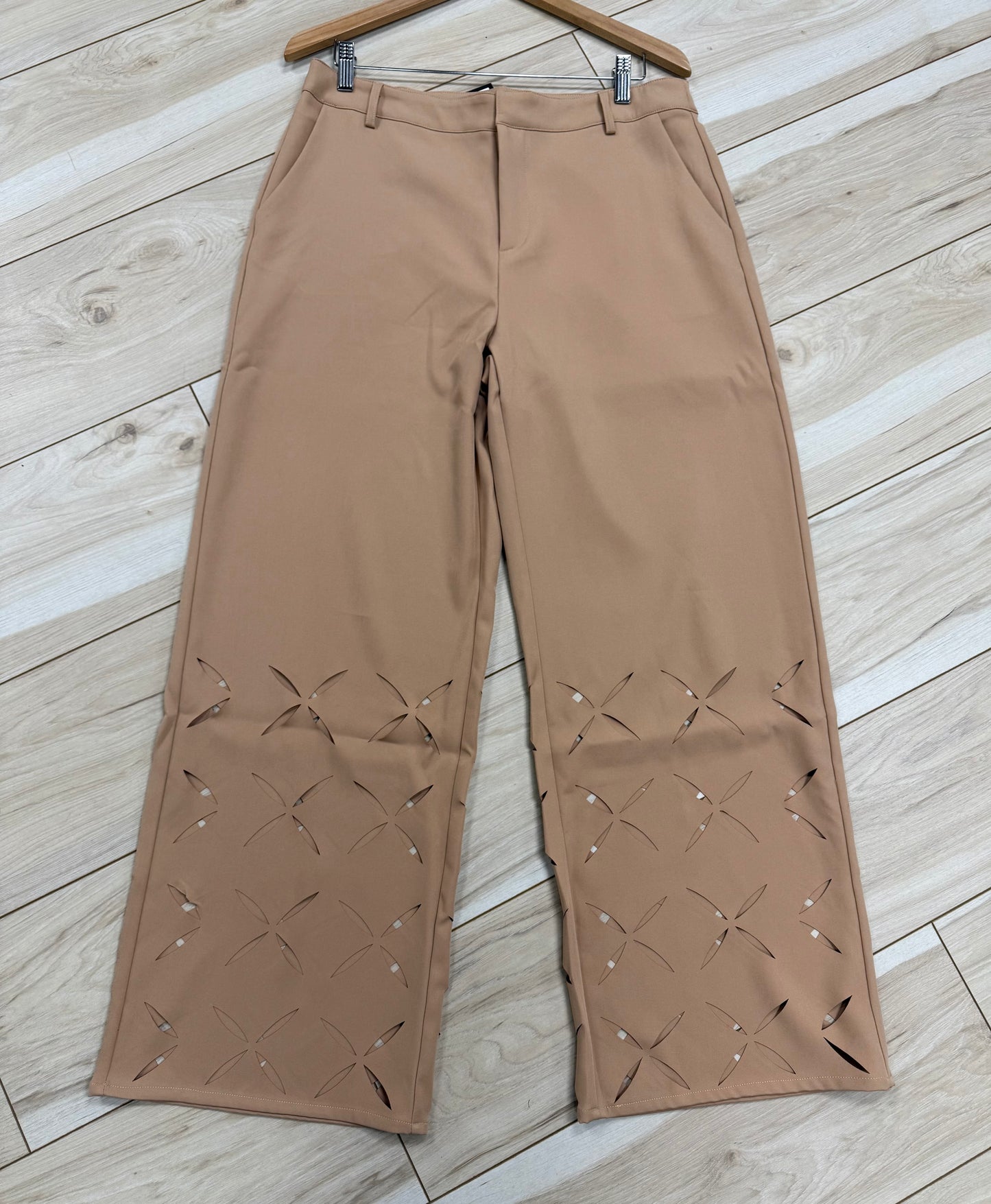 Beige Eyelit Dresspant